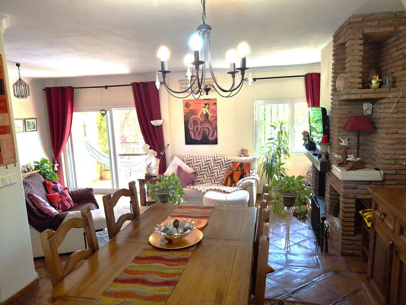 4 bedroom Townhouse for sale 4 bedroom Townhouse for sale