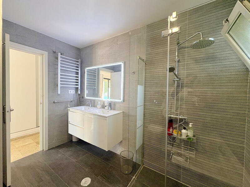 7 chambre Maison Troglodyte à vendre