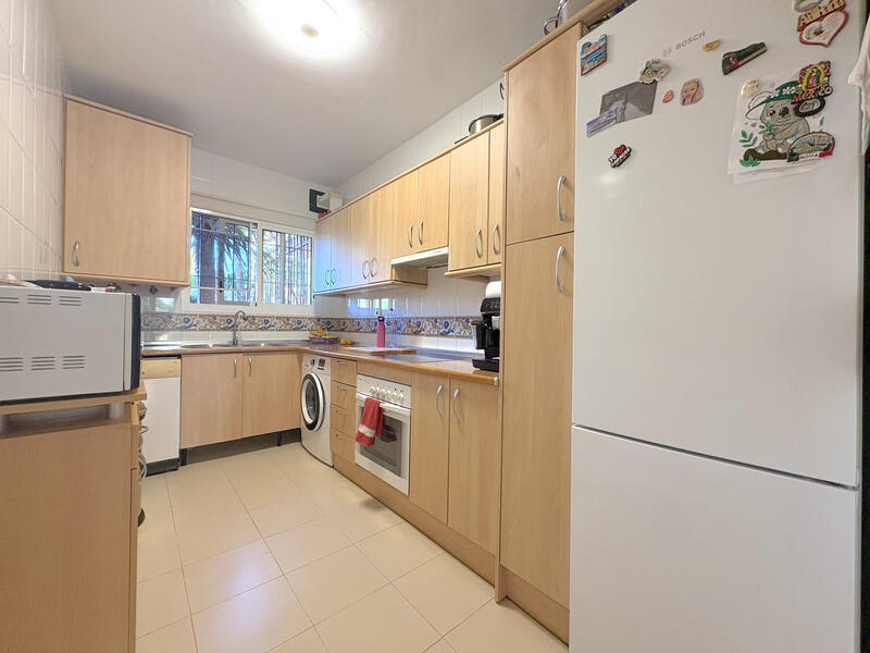 2 slaapkamer Appartement Te koop 2 slaapkamer Appartement Te koop