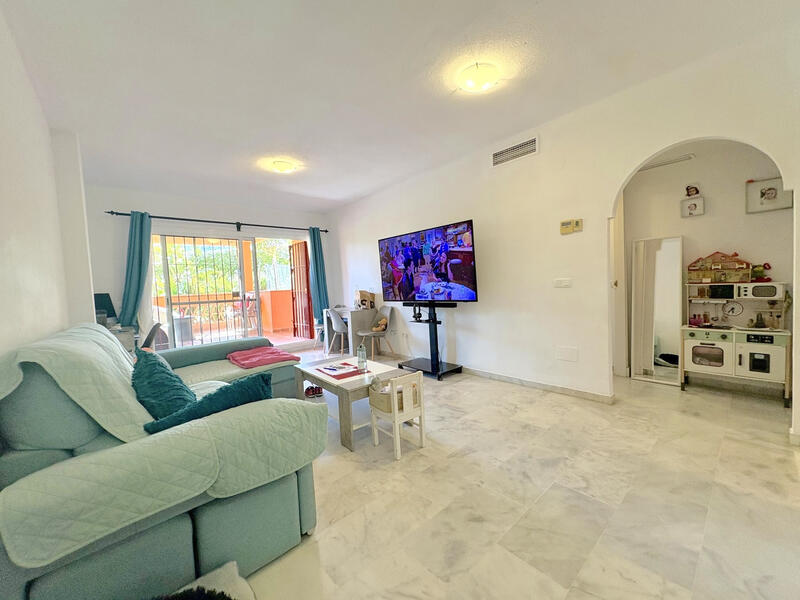 2 slaapkamer Appartement Te koop 2 slaapkamer Appartement Te koop