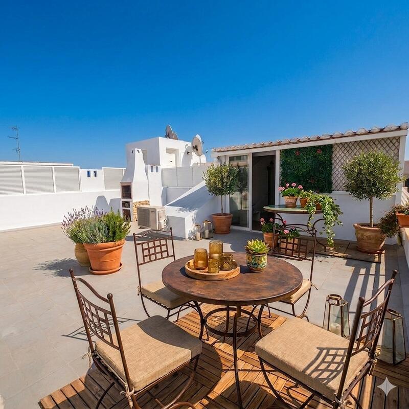 Apartamento en venta en Santa Eulalia del Rio, Ibiza Apartamento en venta en Santa Eulalia del Rio, Ibiza