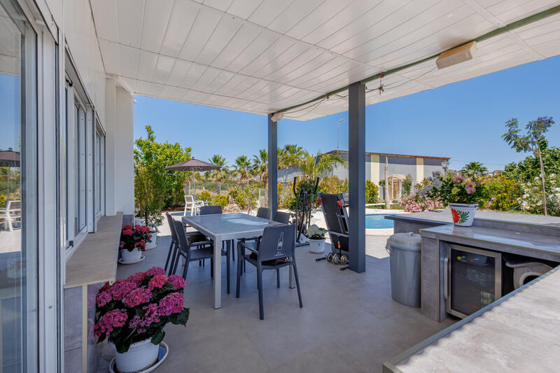 6 bedroom Villa for sale 6 bedroom Villa for sale