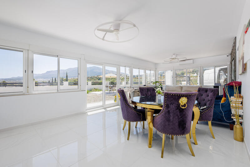 6 bedroom Villa for sale 6 bedroom Villa for sale
