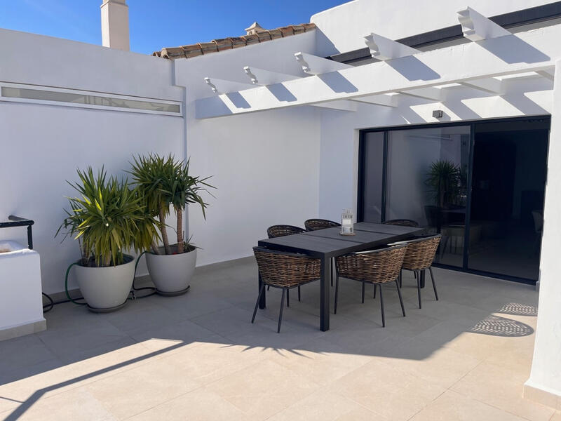 3 bedroom Apartment for sale