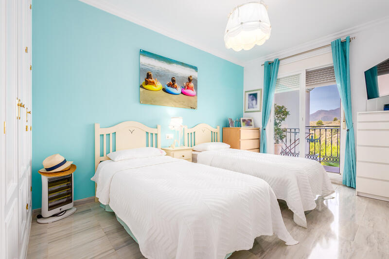 3 bedroom Townhouse for sale