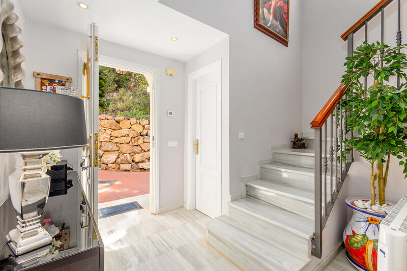 3 bedroom Townhouse for sale