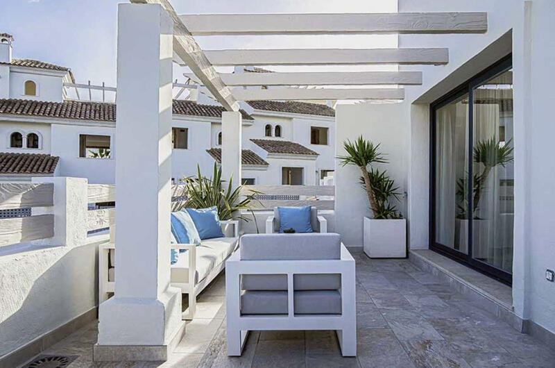 Duplex for sale in El Paraiso, Málaga