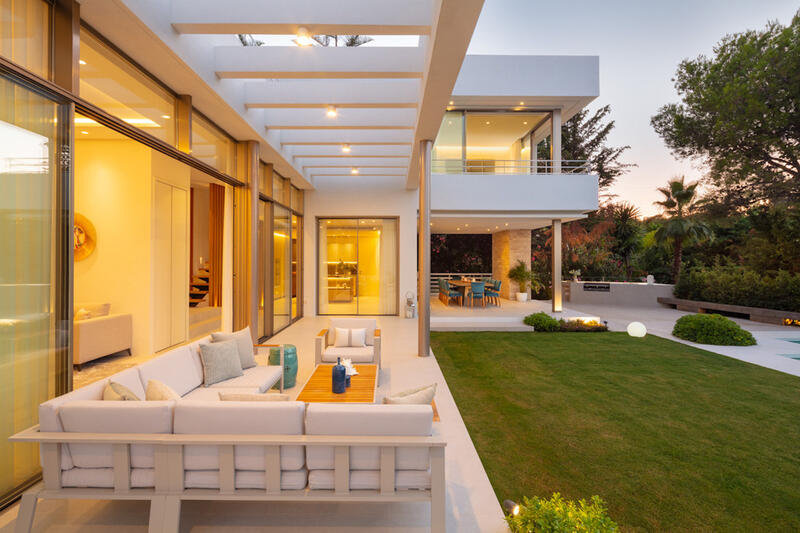 5 bedroom Villa for Long Term Rent