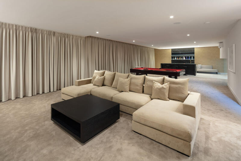 5 bedroom Villa for sale