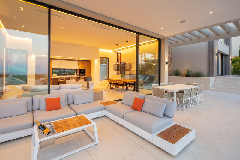 5 bedroom Villa for sale