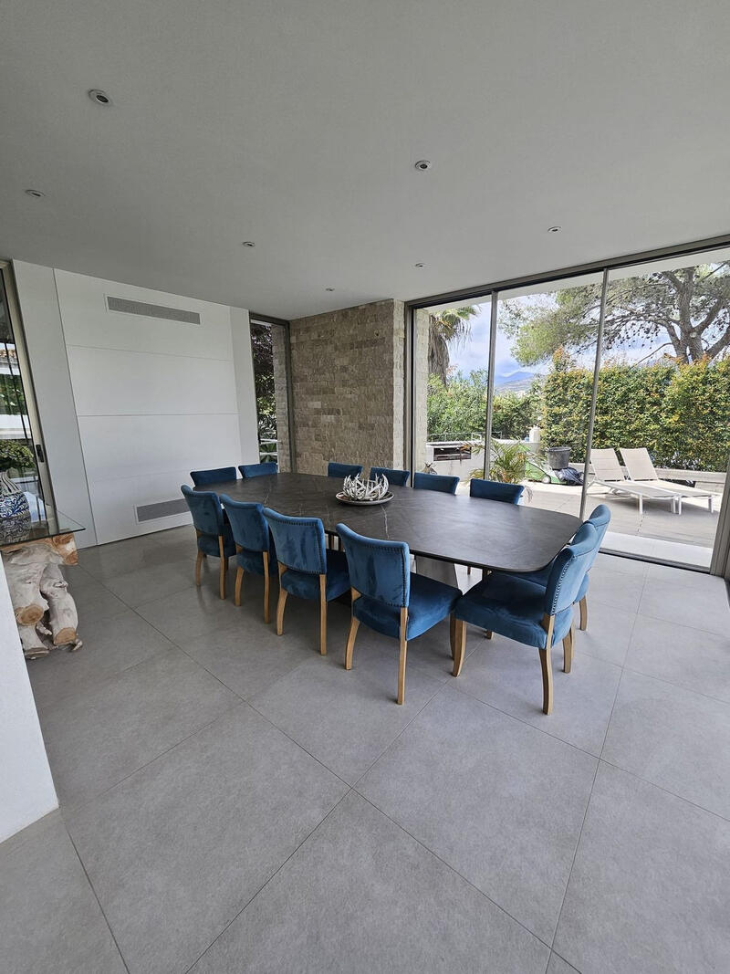 5 Schlafzimmer Villa für Kurzzeitmiete