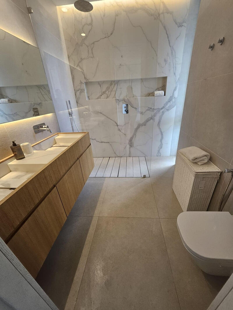 5 Schlafzimmer Villa für Kurzzeitmiete