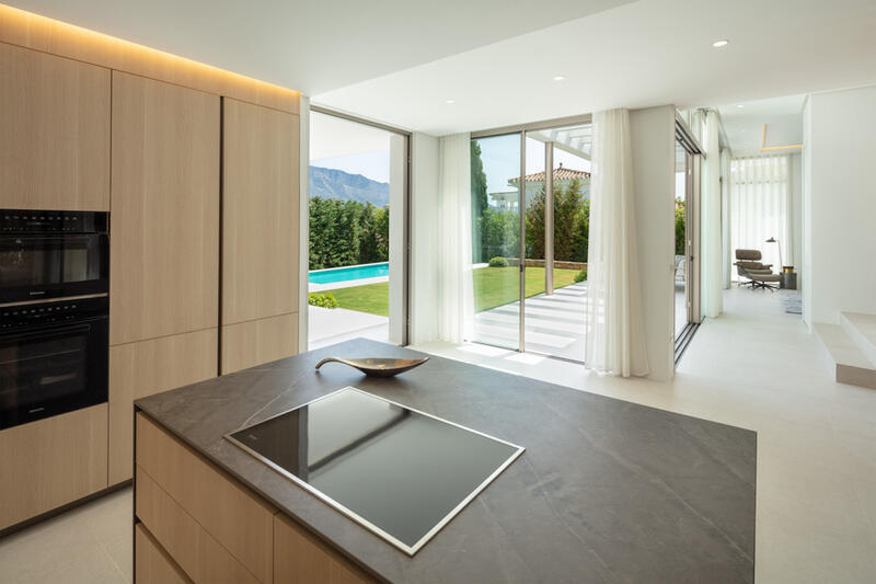 5 Schlafzimmer Villa für Kurzzeitmiete