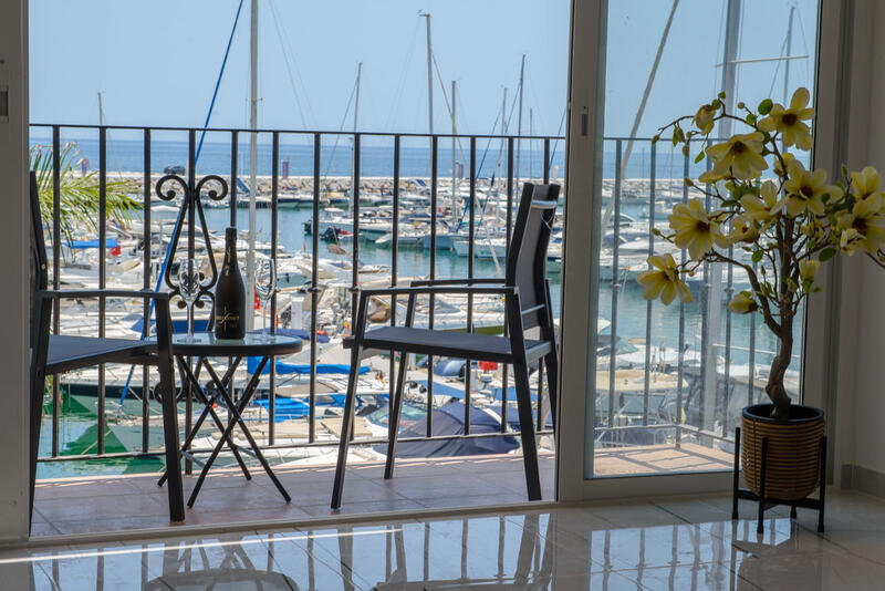 Lägenhet för långsiktig hyra i Puerto Banus, Málaga