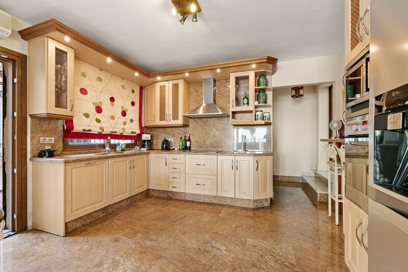 4 bedroom Villa for sale
