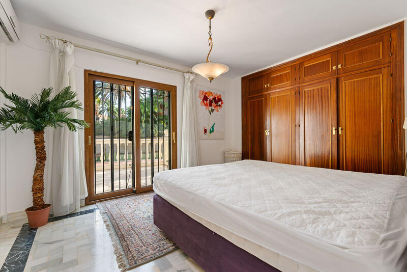 4 bedroom Villa for sale