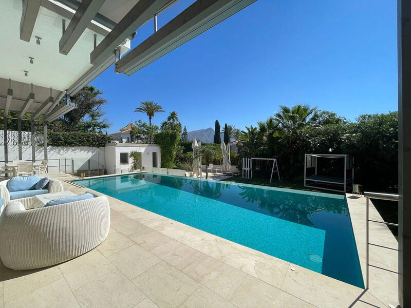 5 bedroom Villa for Long Term Rent