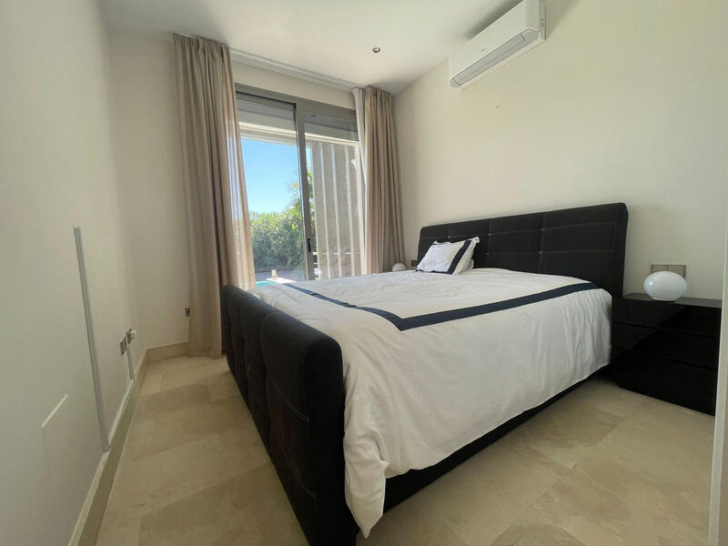 5 bedroom Villa for Long Term Rent