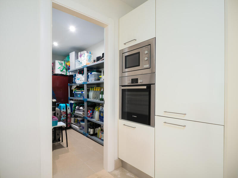 5 bedroom Villa for Long Term Rent