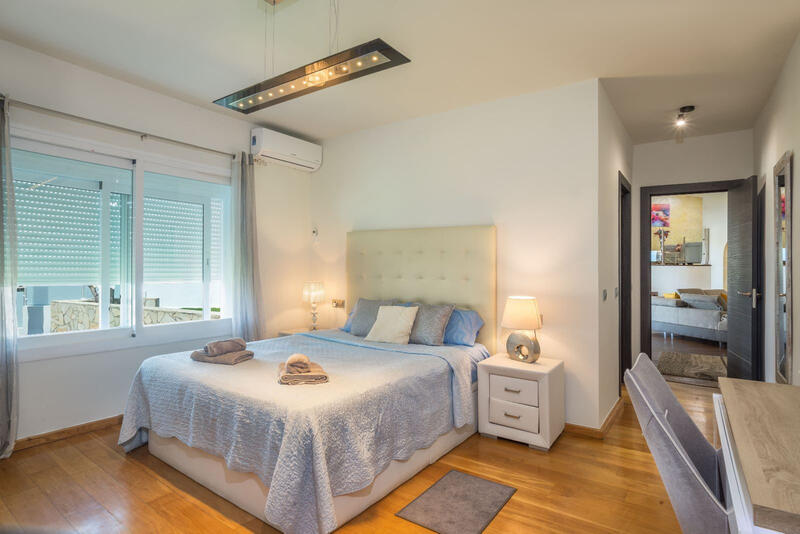 7 bedroom Villa for Short Term Rent 7 bedroom Villa for Short Term Rent