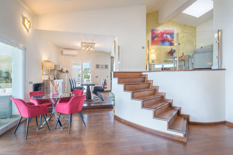 7 bedroom Villa for Short Term Rent 7 bedroom Villa for Short Term Rent