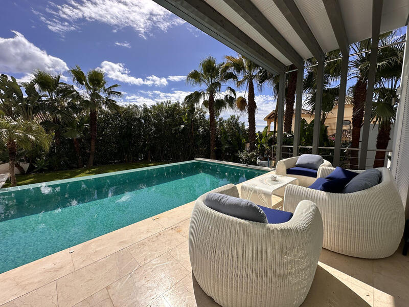 5 bedroom Villa for sale