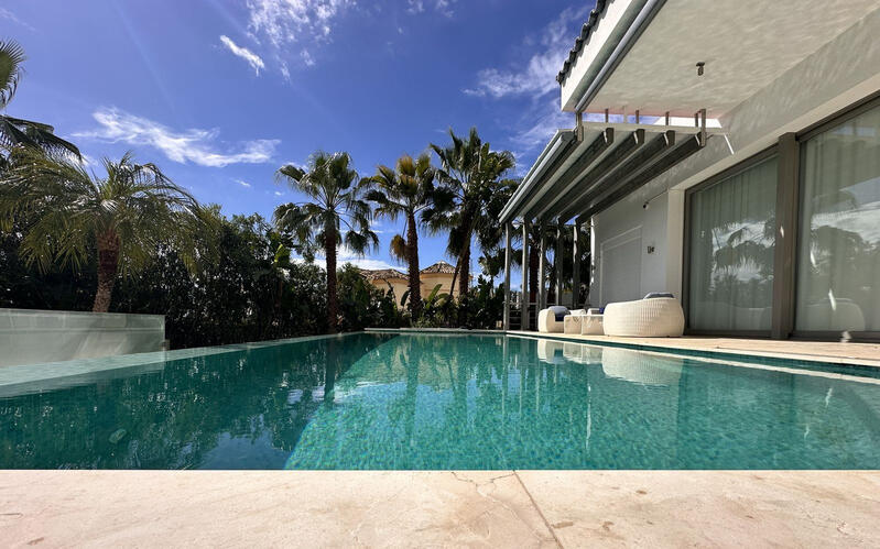 5 bedroom Villa for sale