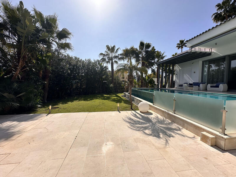 5 bedroom Villa for sale