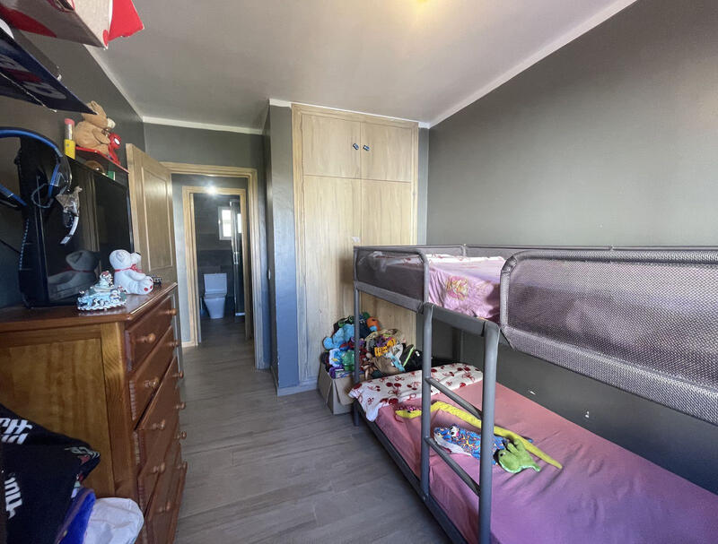 3 bedroom Apartment for sale