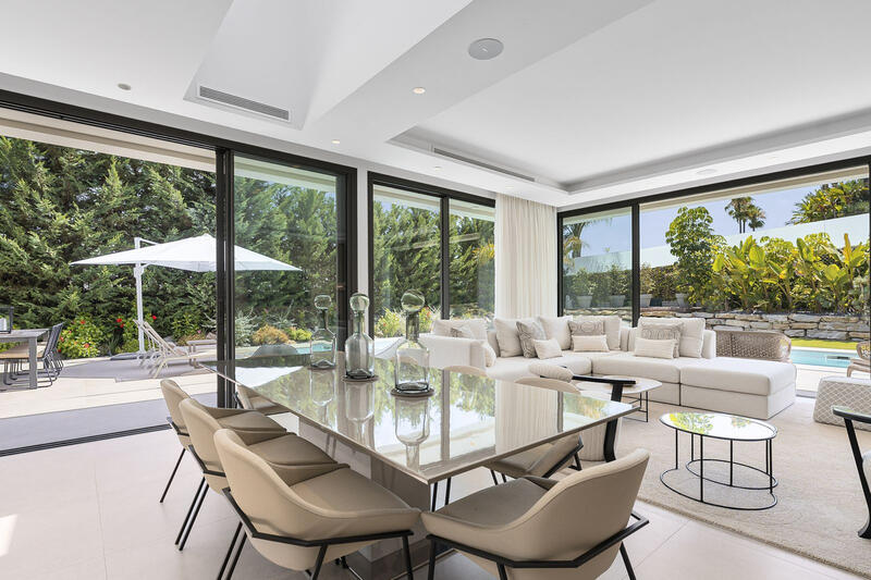 4 bedroom Villa for sale