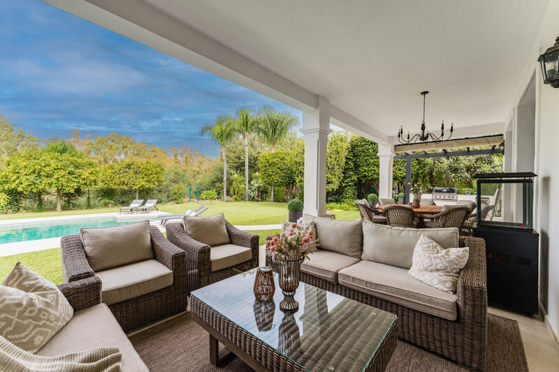 6 bedroom Villa for sale