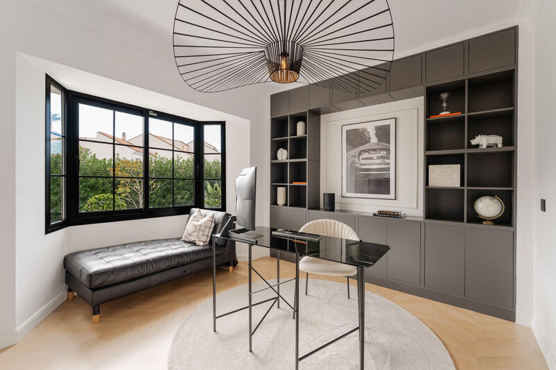 6 bedroom Villa for sale