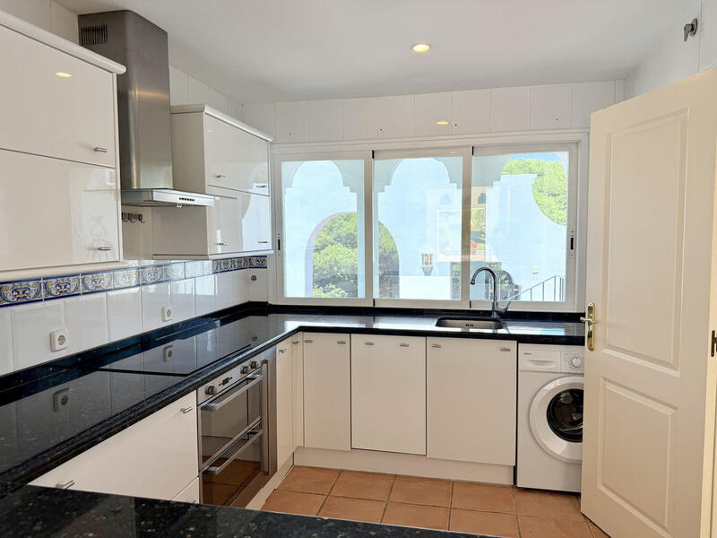 2 bedroom Apartment for sale 2 bedroom Apartment for sale