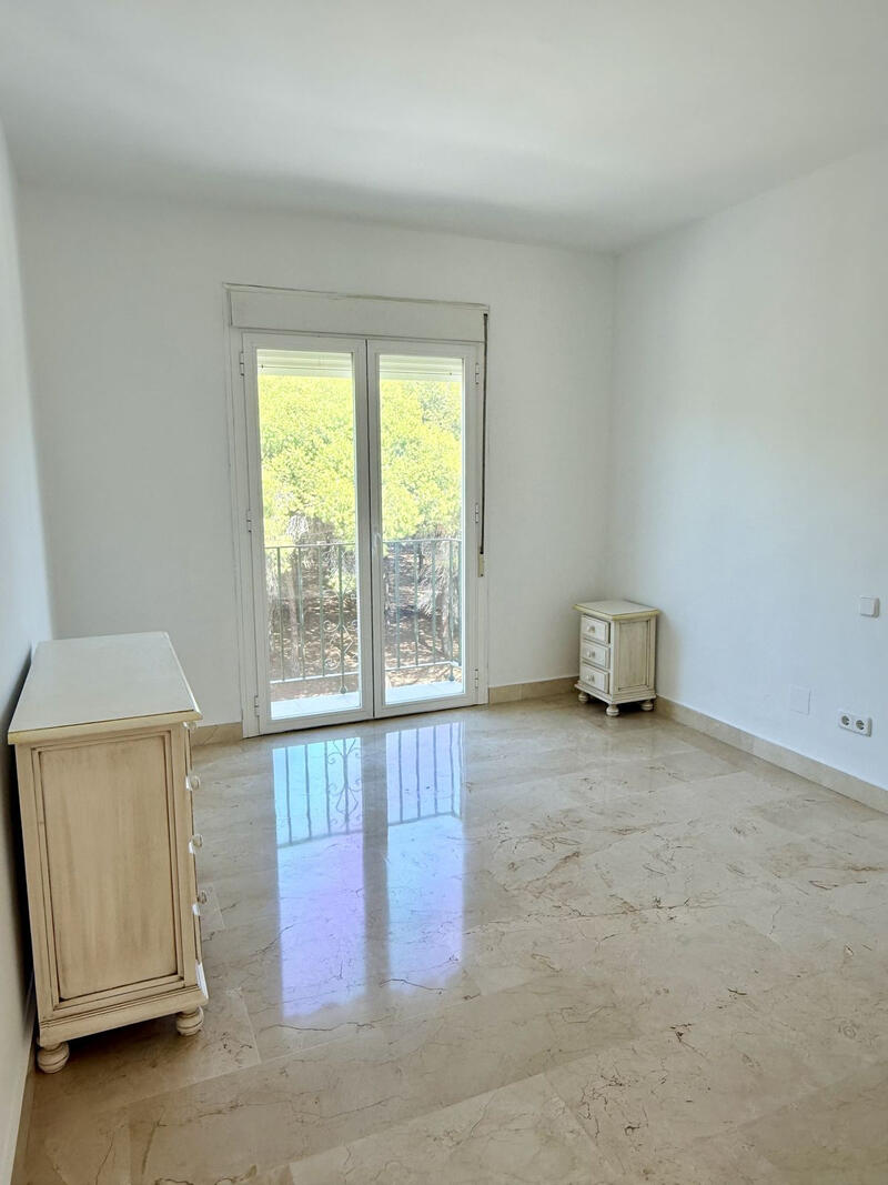 2 bedroom Apartment for sale 2 bedroom Apartment for sale