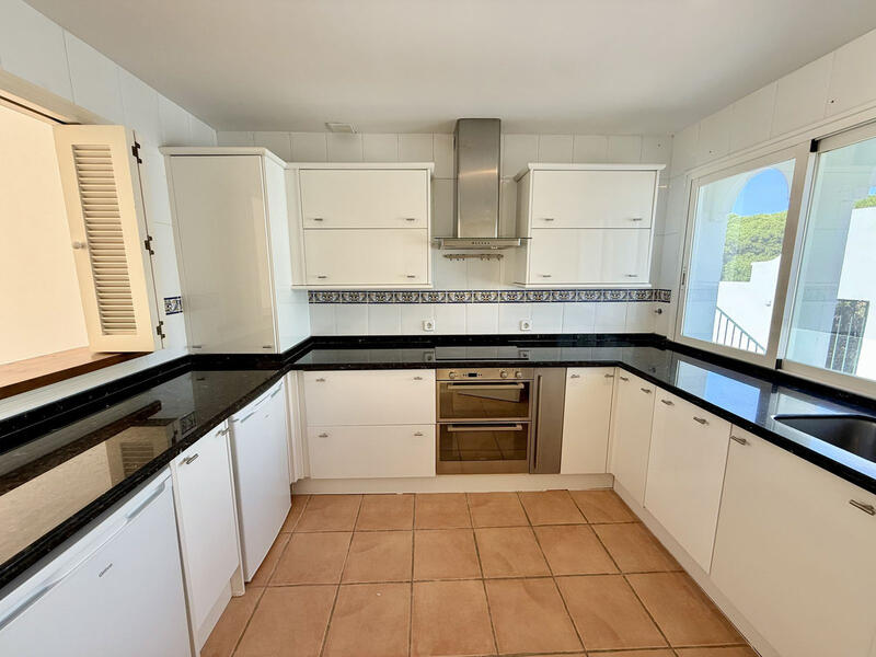 2 bedroom Apartment for sale 2 bedroom Apartment for sale