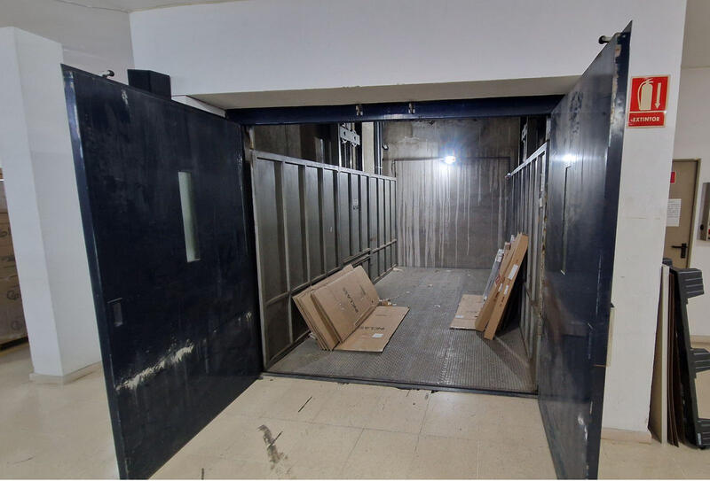 Kommersiella fastigheter till salu Kommersiella fastigheter till salu