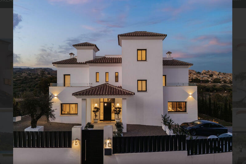 Villa till salu i Elviria, Málaga Villa till salu i Elviria, Málaga