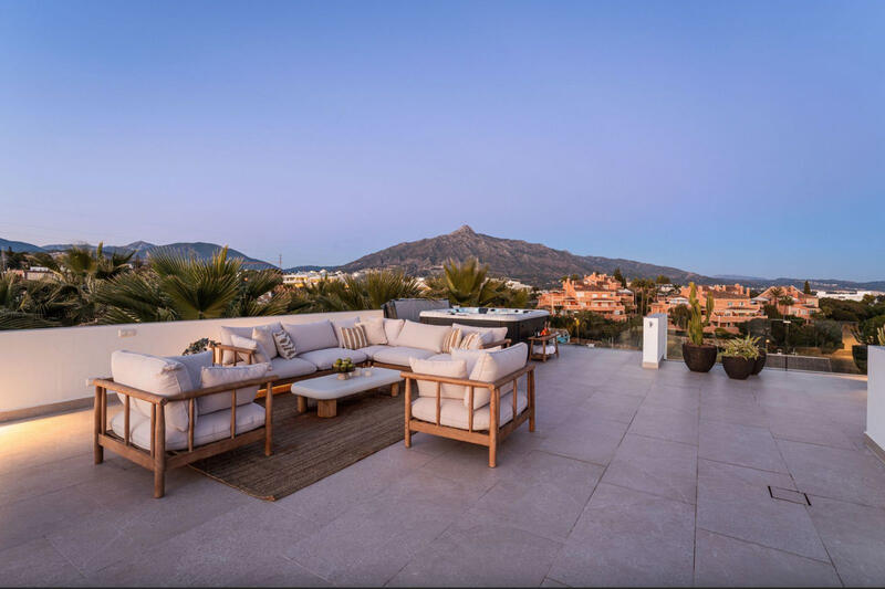 5 bedroom Villa for sale 5 bedroom Villa for sale