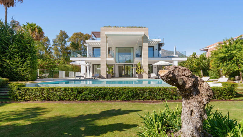 6 sovrum Villa till salu