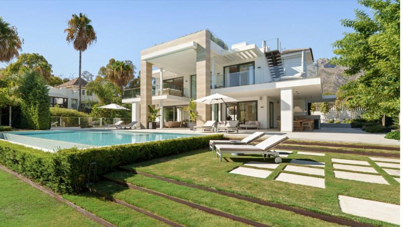 6 sovrum Villa till salu