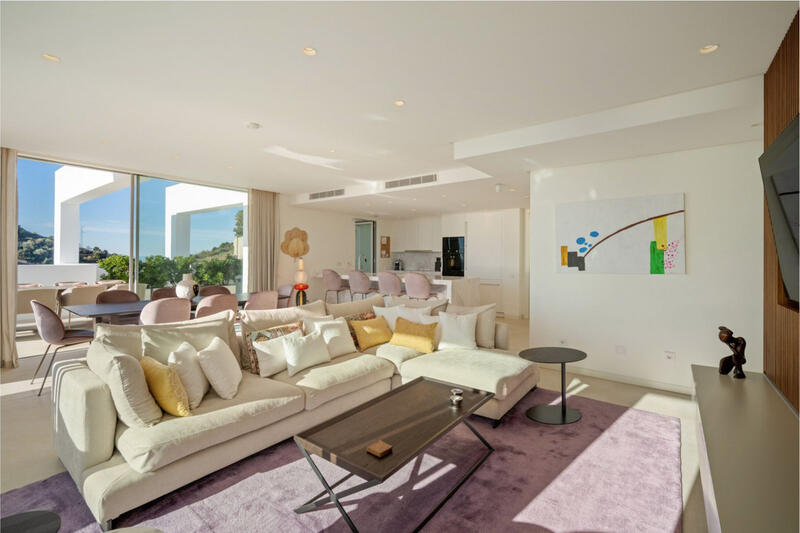 3 bedroom Apartment for sale