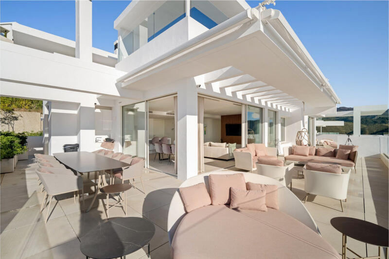 3 bedroom Apartment for sale