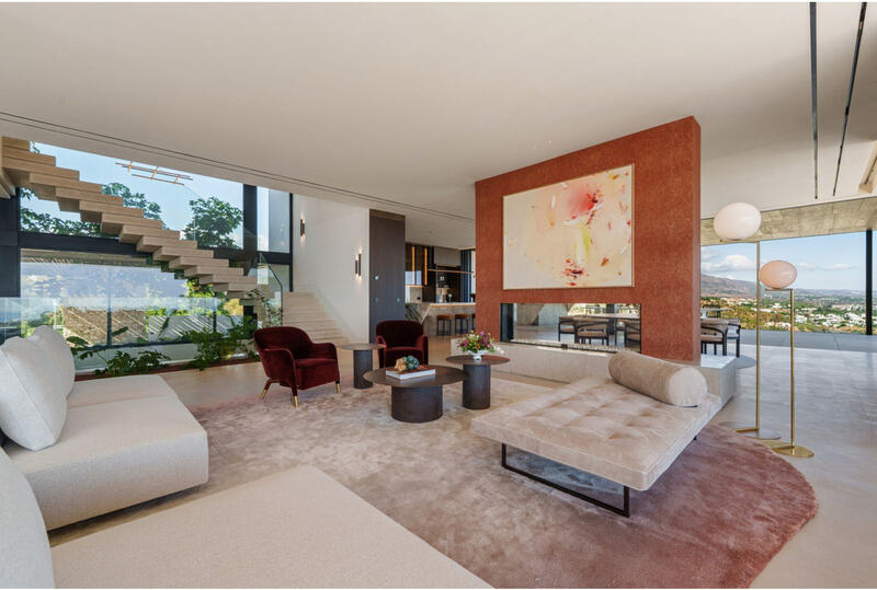 9 спальная комната вилла продается