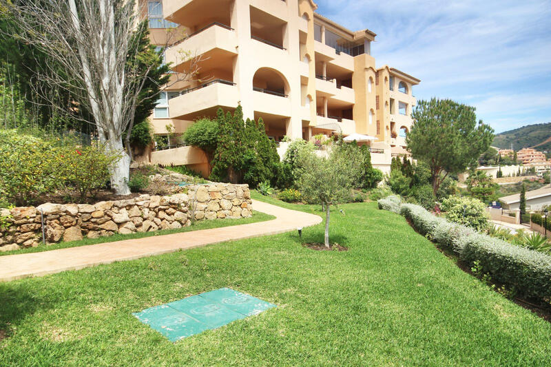 3 спальная комната квартира продается