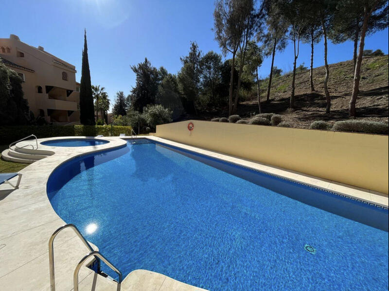 3 спальная комната квартира продается