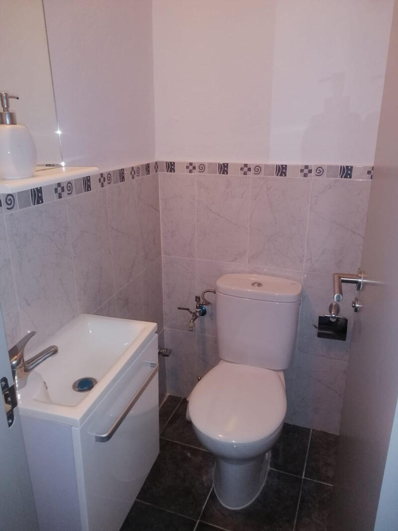 Handelsimmobilie zu verkaufen