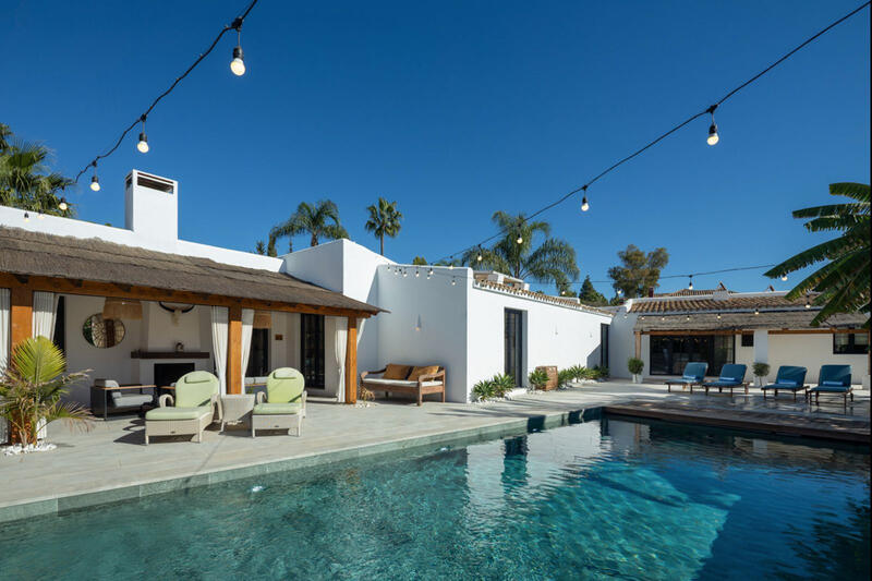 8 soverom Villa til salgs