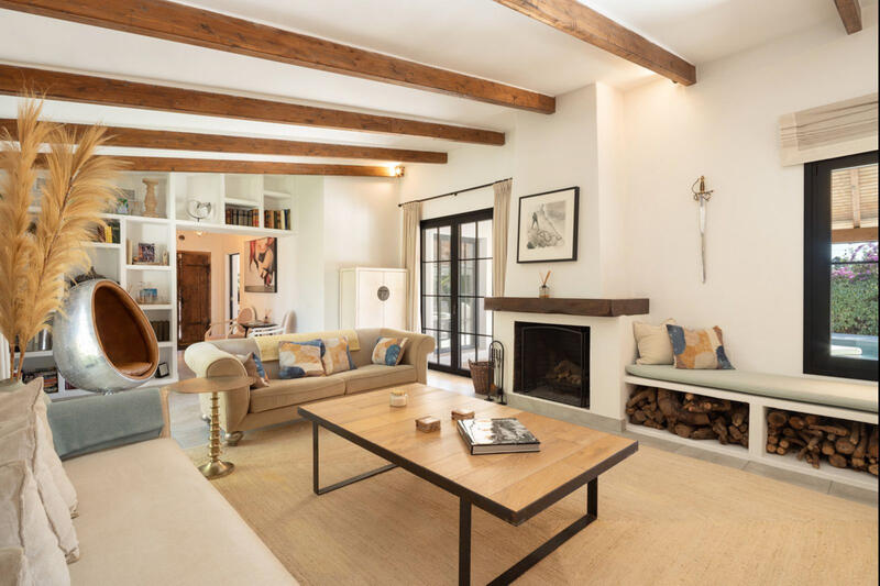 8 soverom Villa til salgs