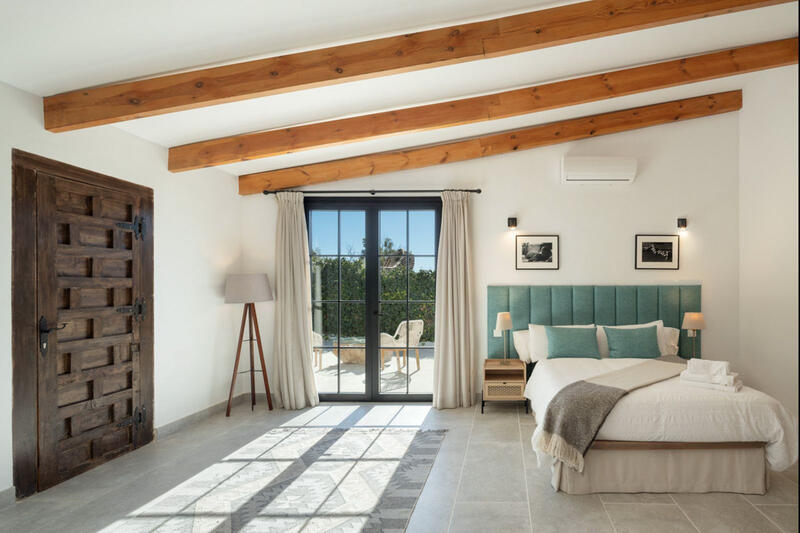 8 soverom Villa til salgs