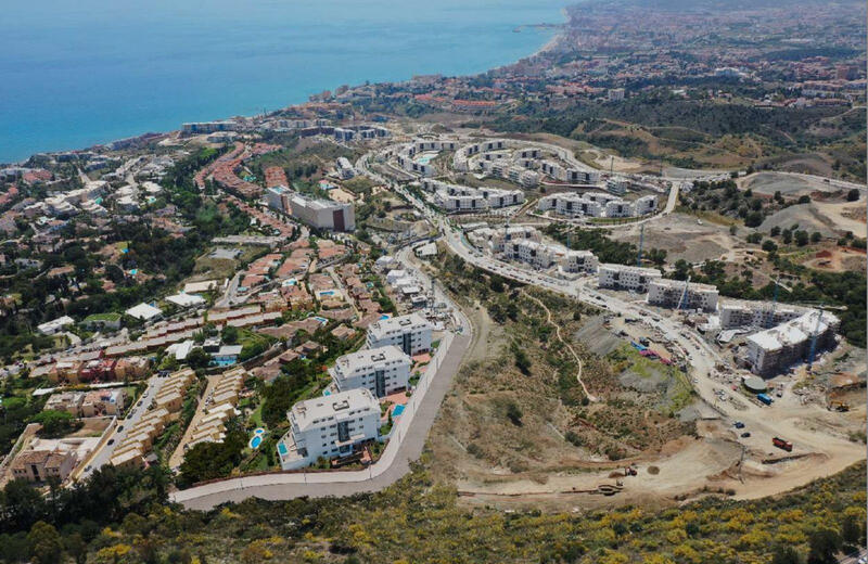 Leilighet til salgs i Pago del Higueron, Málaga